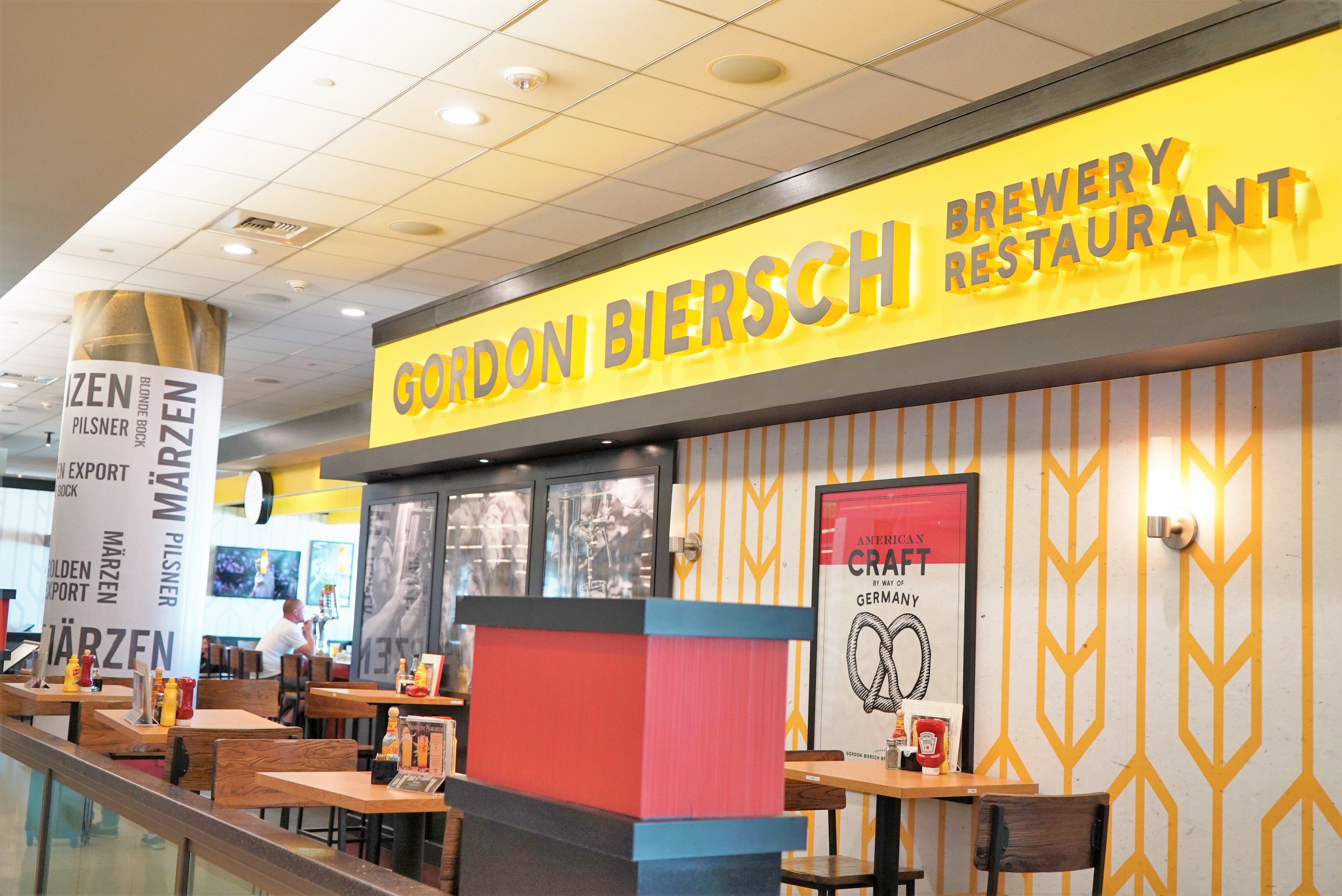 Gordon Biersch storefront
