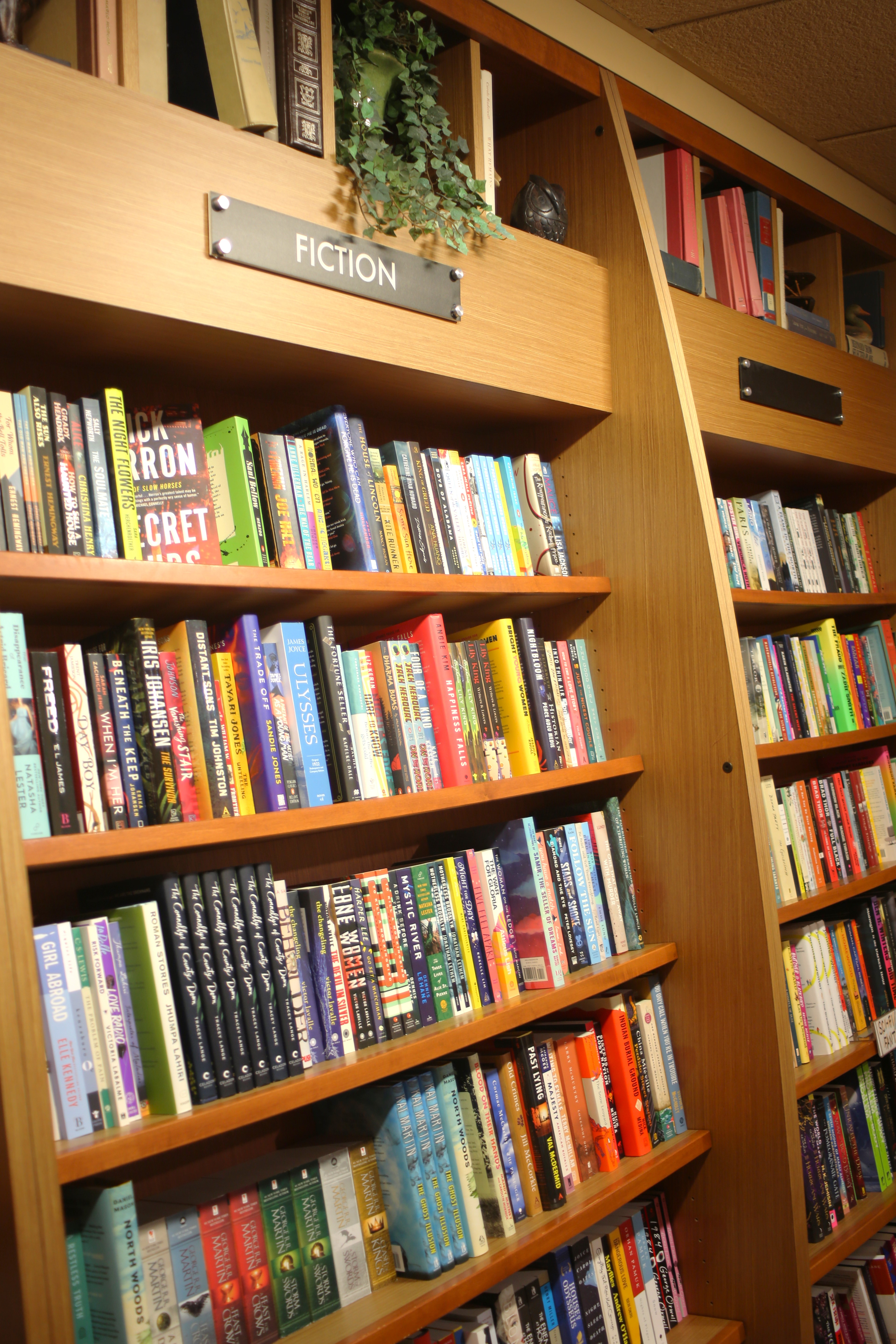 Image of Authors Bookstore in Terminal A