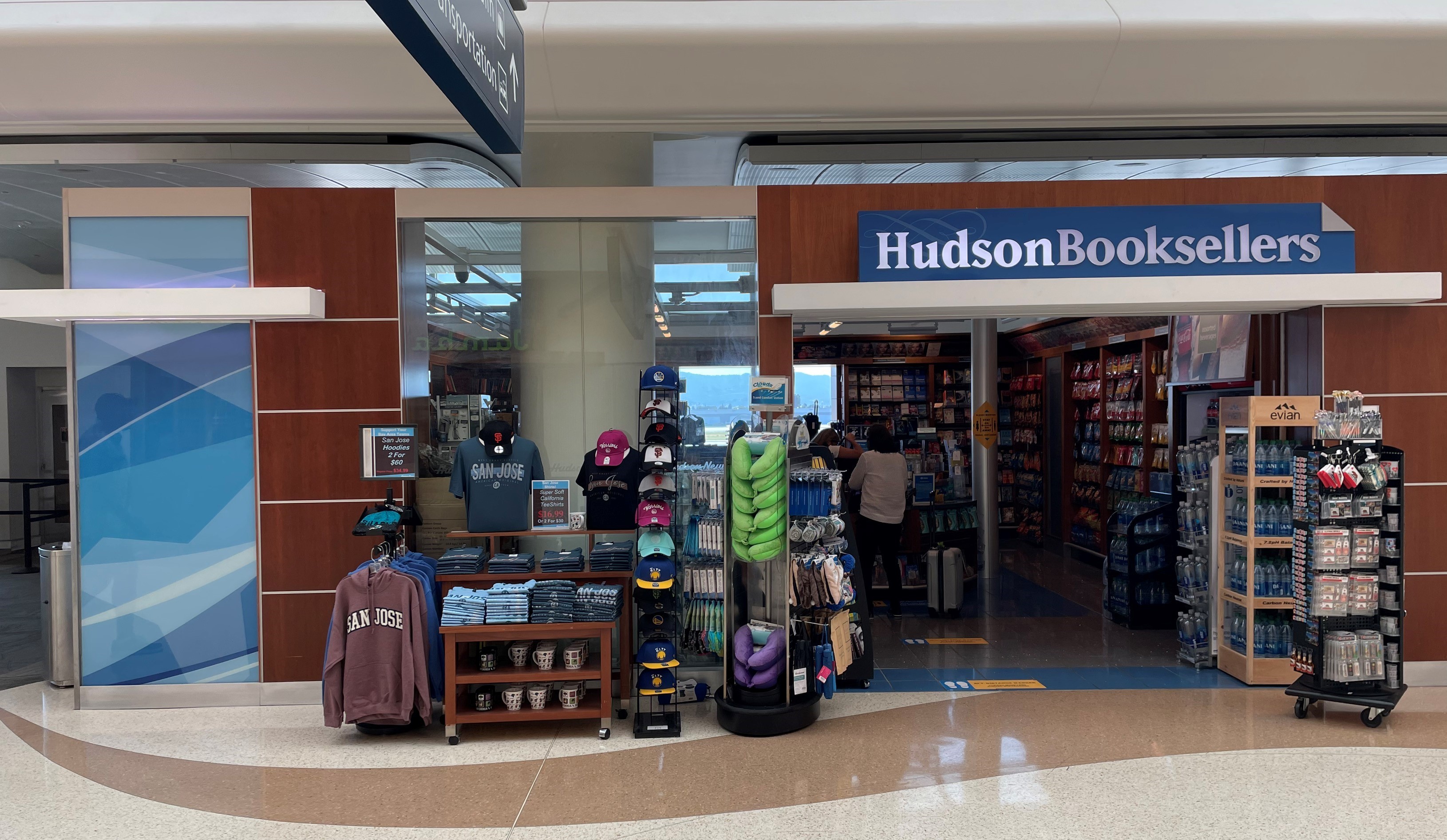 Hudson Booksellers storefront