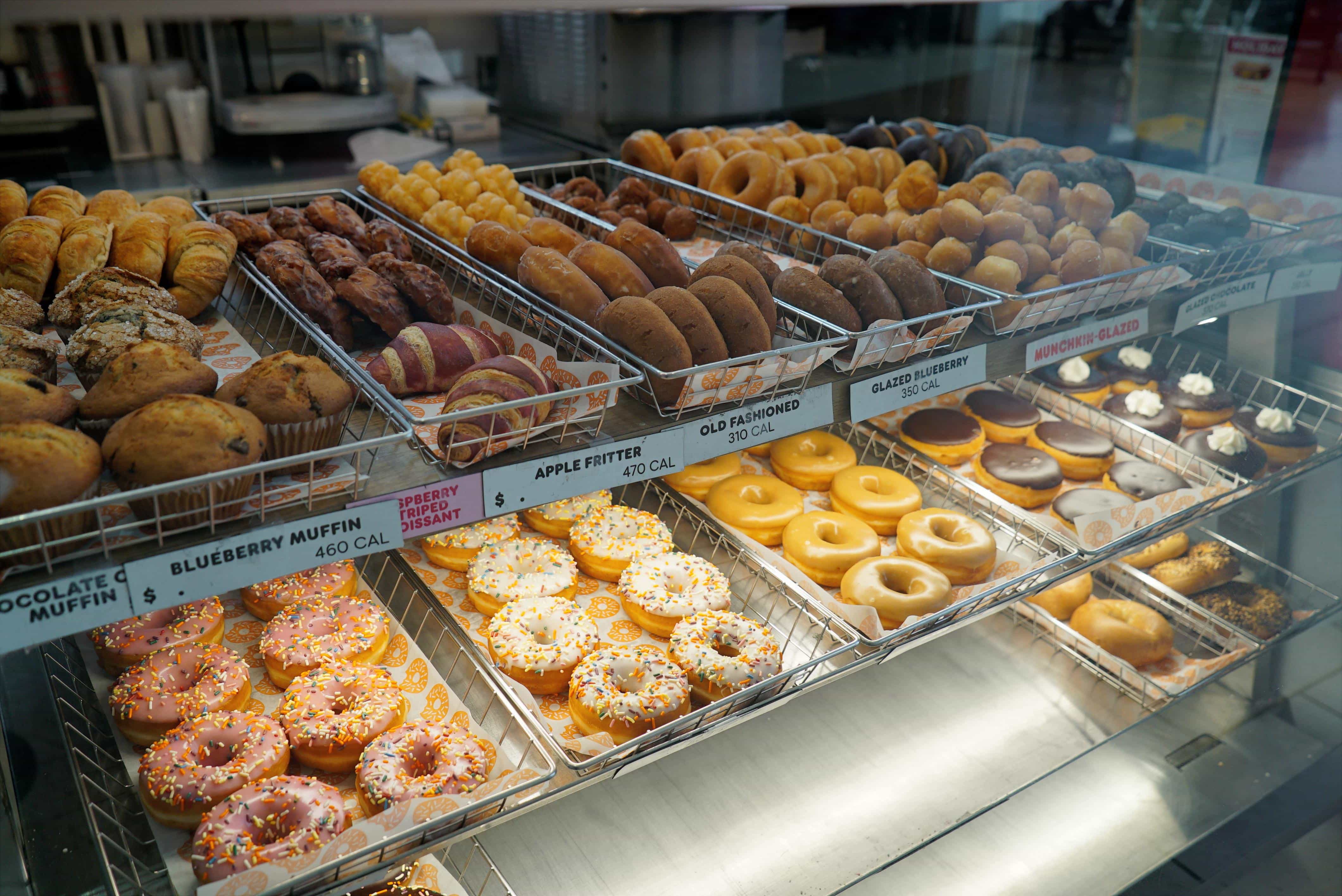 Dunkin' Donuts Terminal B