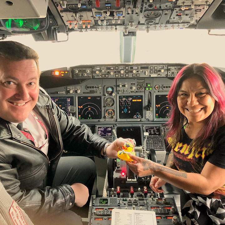 #sjcduck-greeting-all-our-pilots-...-final-destination-#chitown.jpg