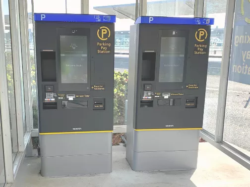 Parking pay station